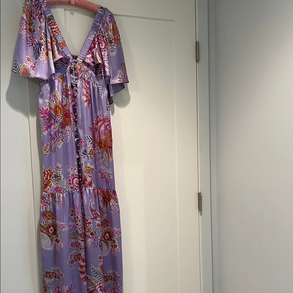 ASOS Lilac Satin V-Neck Flutter Sleeve Floral/Paisley Print Maxi Dress. Size 4